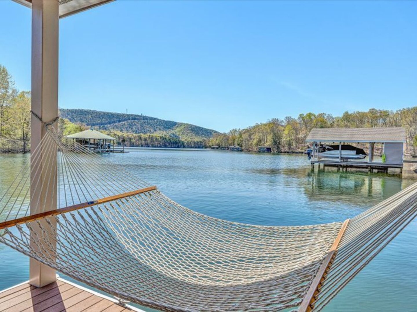 Dock